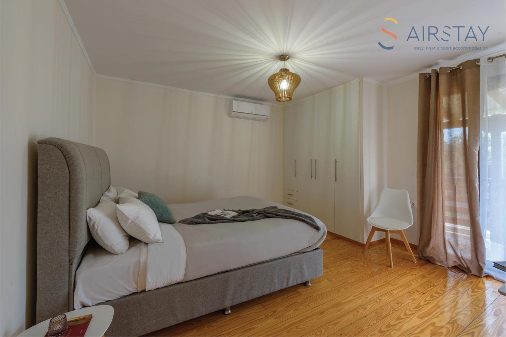 Ryze Apartments Airport By Airstay Artemida  Exterior photo